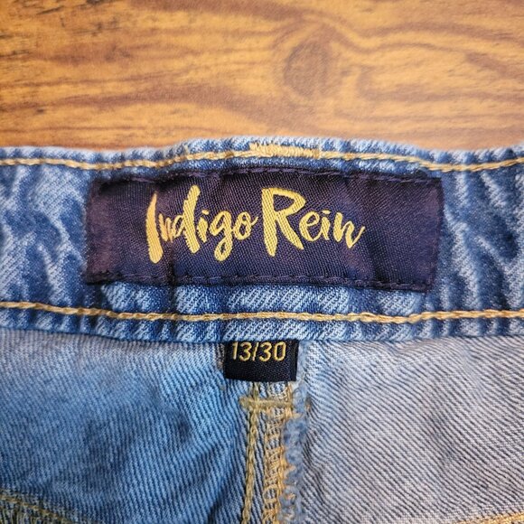 Indigo Rein Denim Shorts Size 30 Ripped Organic Cotton Blend Medium Light Wash - Picture 3 of 11
